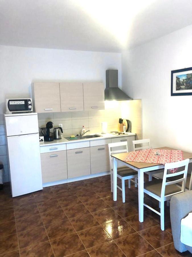 Guest House Navetta 2 Фажана Экстерьер фото
