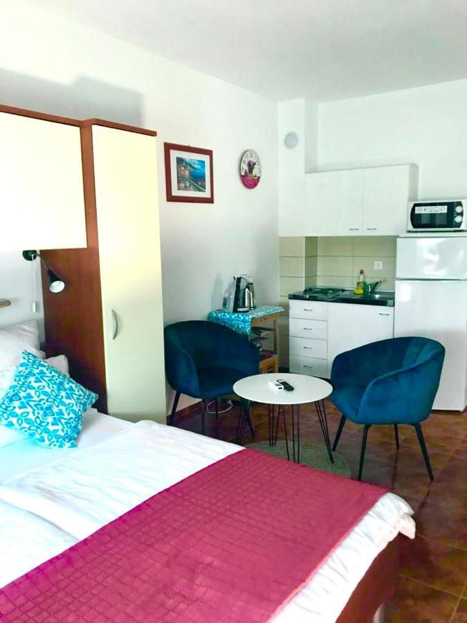 Guest House Navetta 2 Фажана Экстерьер фото