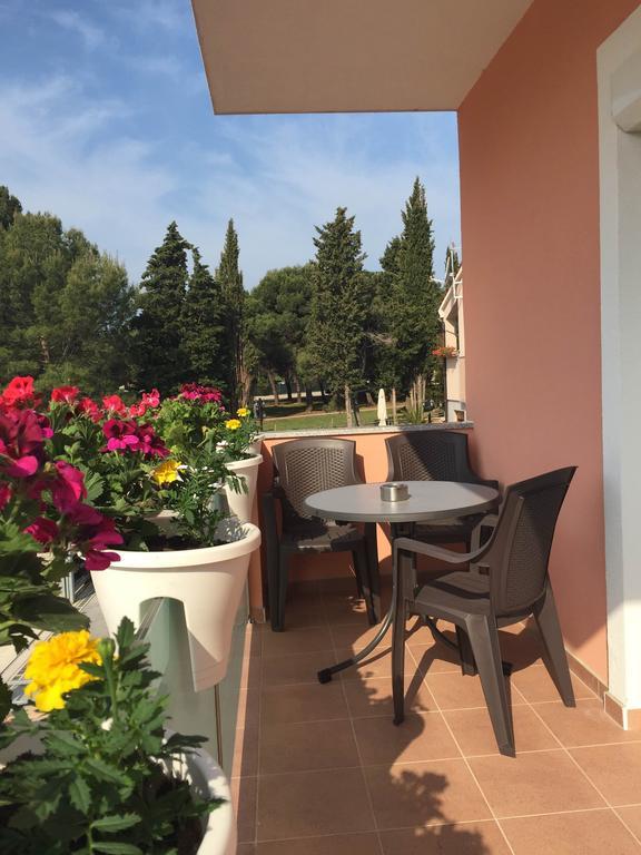 Guest House Navetta 2 Фажана Экстерьер фото